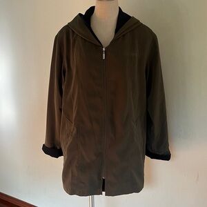 Nordstrom’s Gallery Black Hooded Coat/Rain Women’s jacket